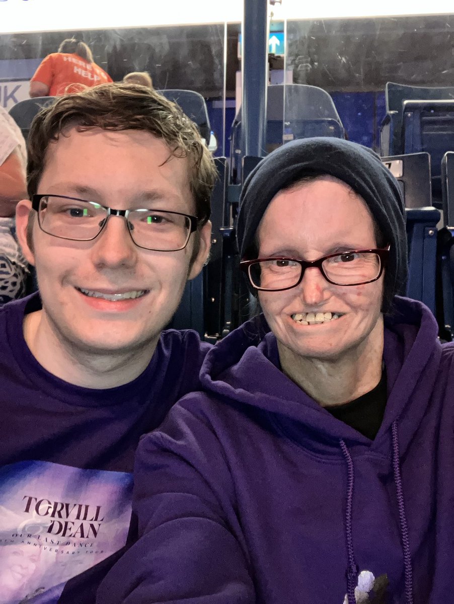 Sarahowen22's tweet photo. ⁦@torvillanddean⁩ back tonight to see your final performance 💜😢💜this time sat in block 10 with the perfect view. Feeling very emotional so can only imagine how you both are feeling 😢 24th April was amazing tonight will be epic! Love you both wish we could have met ❤️❤️ https://t.co/vWtweDPFus