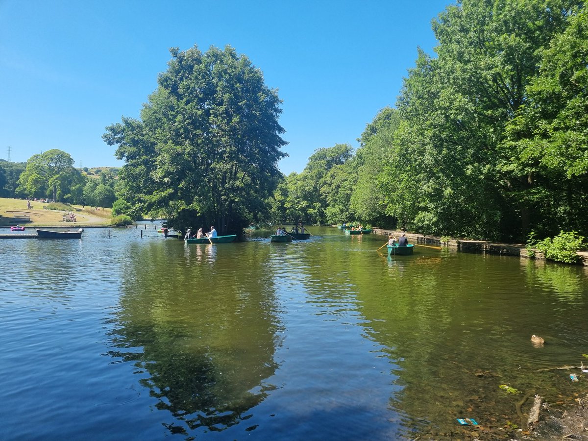 scouse_mouse_20's tweet image. Halifax today, not for a tango, but for Shibden Hall. Former home of diarist Anne Lister. A fab day out, we spent the day there. We will return as we didn't do the minster or museum 😂 Highly recommend Shibden Hall and Park