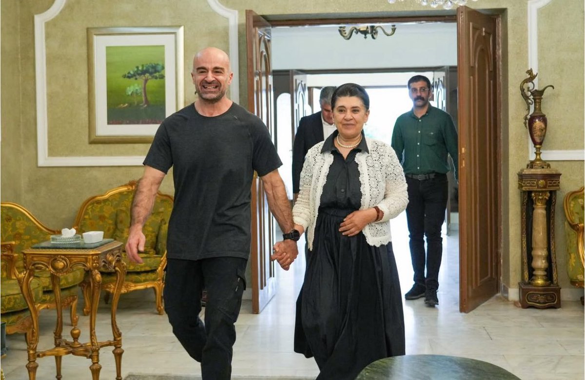 ava_nu1's tweet photo. Kürt kadını Leyla Zanaya duyulan saygı ve sevgi. ✌️ https://t.co/4GzhEuUiAs