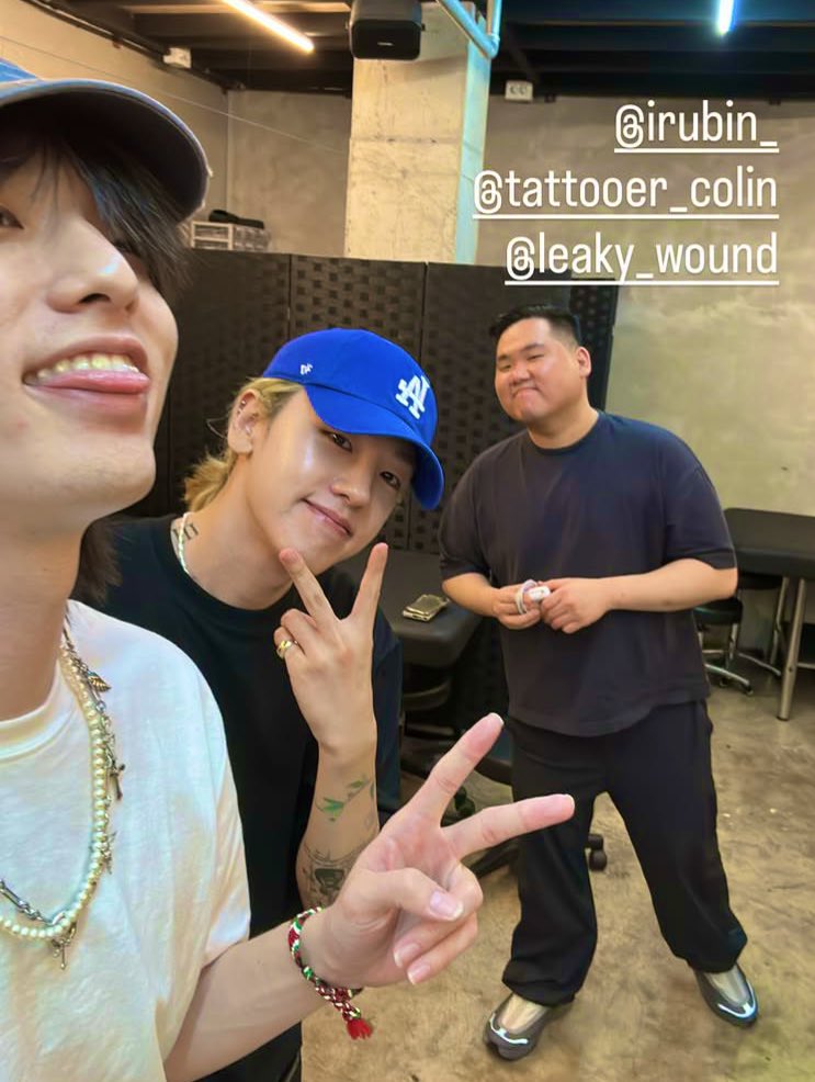 pepapepi72's tweet image. Tattoo time ??? 🤭@eaJPark 

#eaj1        
#eaJ1EP        
#canwejustpause