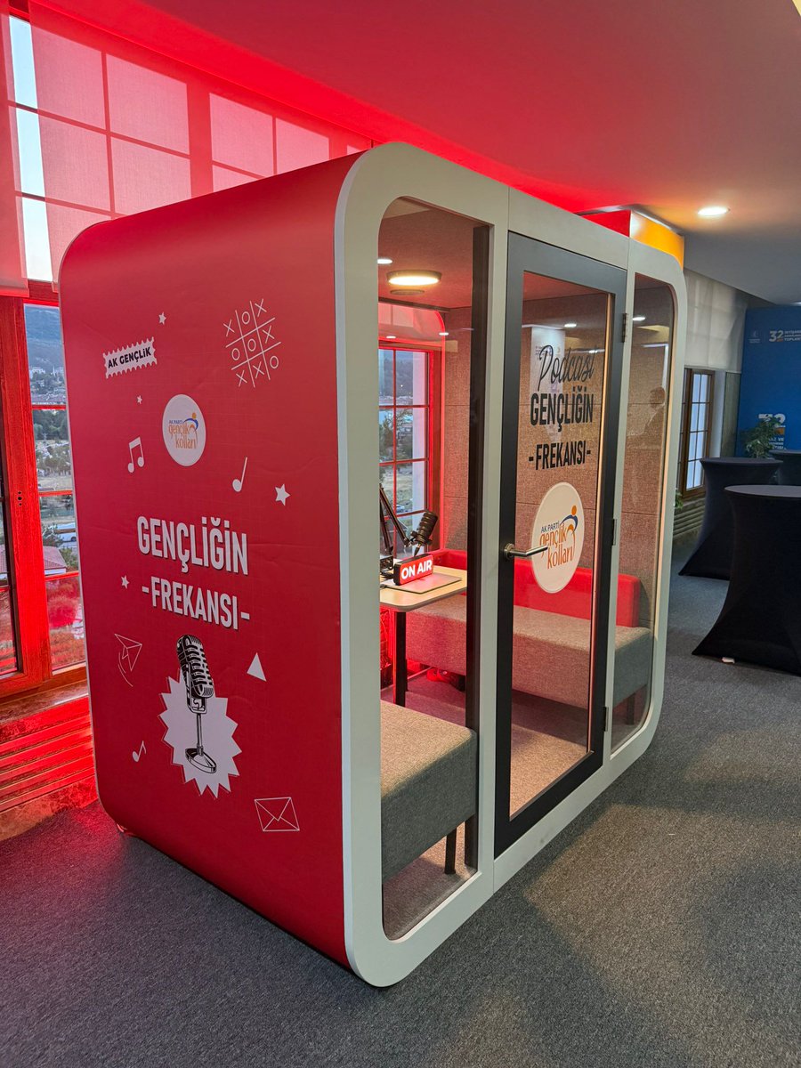 🔊 <a href="/AKGenclikGM/">AK Gençlik</a> teşkilatımızın “Gençliğin Frekansı” podcast serisine konuk olduk. Siz de kulak verin.❤️

🎙️Muhabbetimiz yayında!

Unutmayın, frekans gençlikte!📡 

#SınırlarıAşanLiderlik