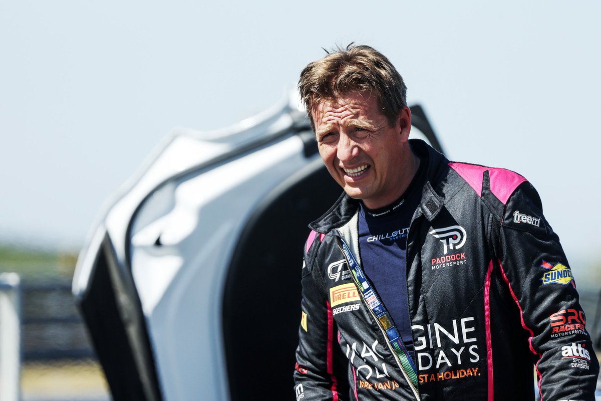 Right in the fight for tomorrow 💪🏻 

An epic effort from Mark to put us P5 on the grid for the first Snetterton Sprint, topped off by Plowey's fight to the top 10 in a mighty close Q2 ⏱️ 

Bring on Sunday? 👉 You bet!