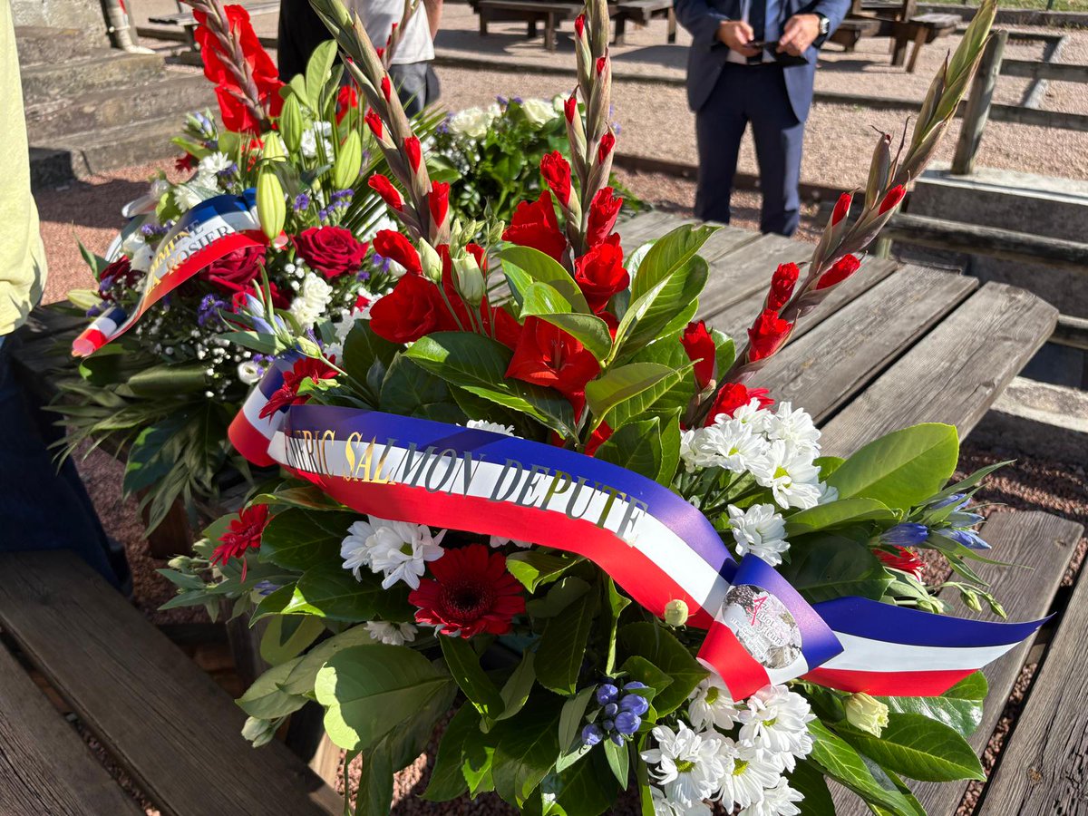 EmericSalmon's tweet image. Pris à Paris, mon suppléant Denis Morel m&apos;a représenté pour la fête nationale à La Rosière.

Bravo à l&apos;équipe municipale et au maire François Mange pour le dynamisme de sa commune.

#Circo7002