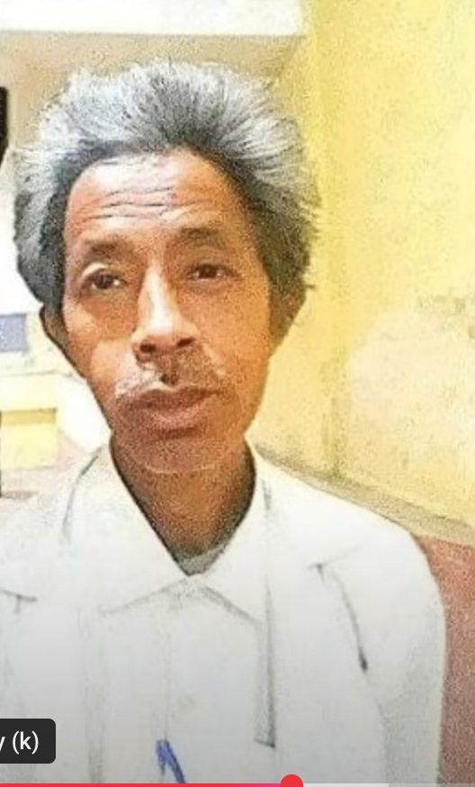 mrinaltalukdar8's tweet image. Silently followed this Doctor over a decade, never met him, he won’t allow it. Literally lives in JMCH ward. A bachelor who serves poor from 7 AM, spending most of his salary on patients. He is Surgeon Dr. SADAGAR DEURI.
If selflessness has a name—it’s his. The poor call him God.