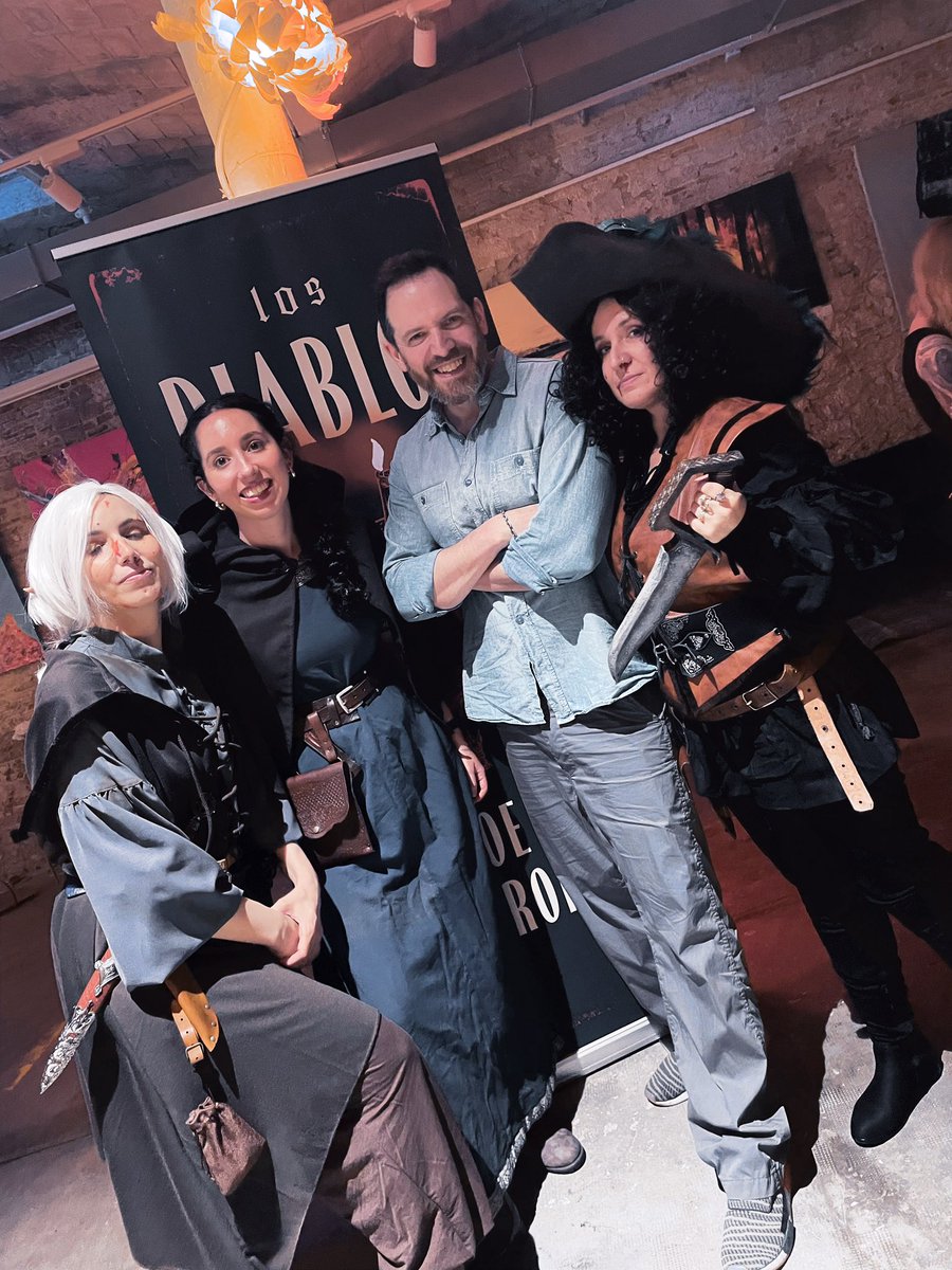 Mara (@maravonentropy) on Twitter photo We actually know what happened in Barcelona… 👀 Thanks <a href="/LordGrimdark/">Joe Abercrombie</a> <a href="/LeeRunas/">Lee Runas</a> <a href="/GigameshTienda/">Librería Gigamesh</a> <a href="/Toliol/">Antonio Torrubia Rodríguez</a> We actually know what happened in Barcelona… 👀 Thanks <a href="/LordGrimdark/">Joe Abercrombie</a> <a href="/LeeRunas/">Lee Runas</a> <a href="/GigameshTienda/">Librería Gigamesh</a> <a href="/Toliol/">Antonio Torrubia Rodríguez</a>