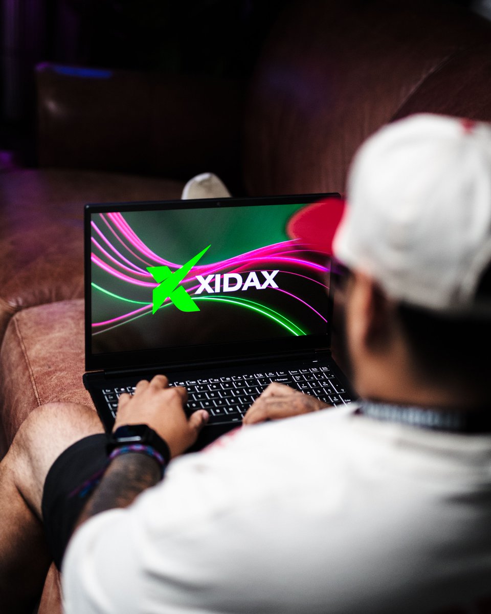 The best thing about laptops is that you can use them where ever you want! 
Where is your favorite place to use your laptop?
#xidax #laptops #gamingpc #pcgaming #laptopgaming