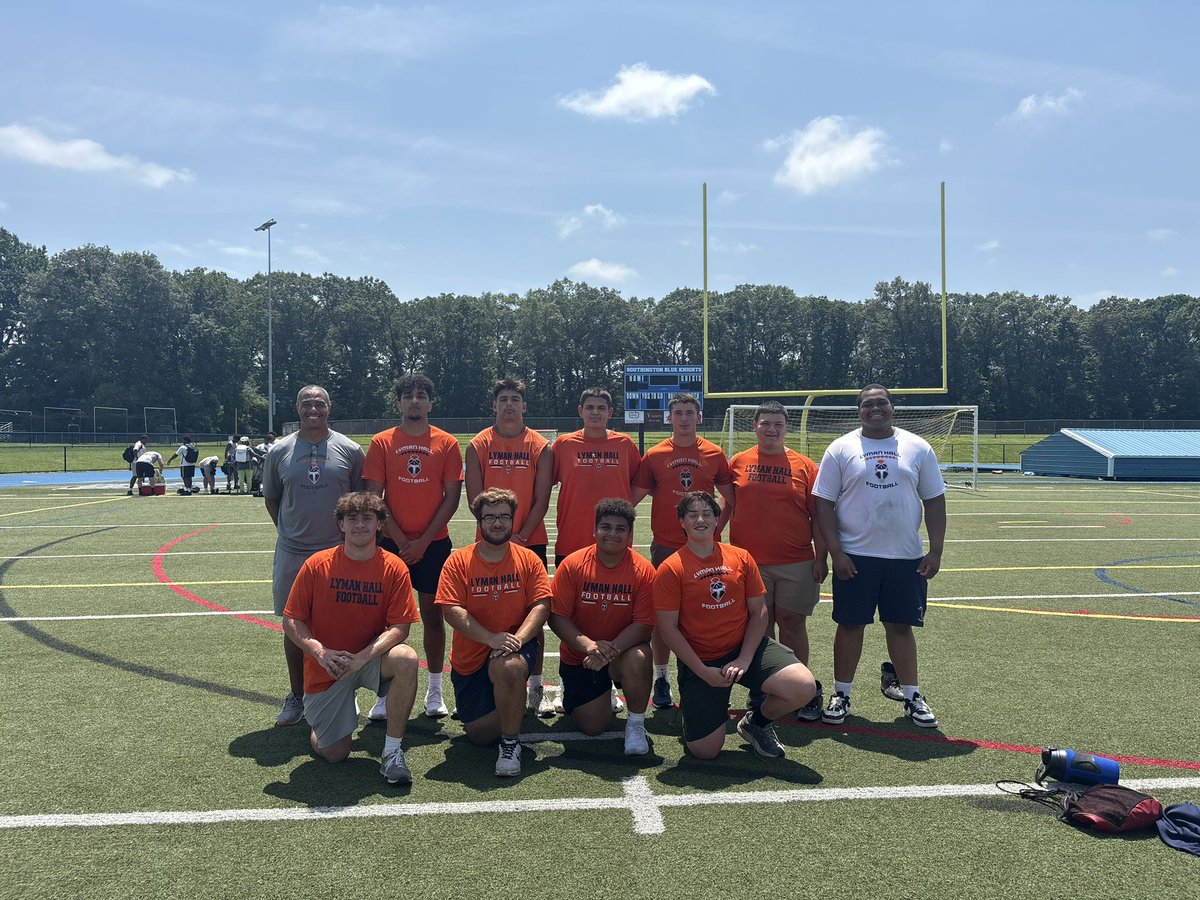 CoachMonroe25's tweet image. Great day to compete and have some fun at the Lineman Challenge! Appreciate @SHS_BKF for hosting !
🍊🔵