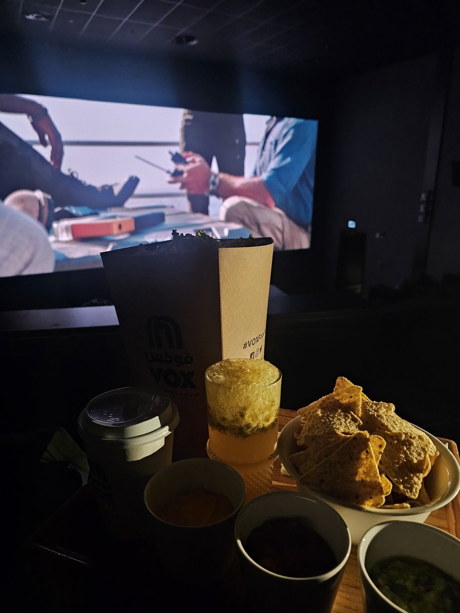 MKSF2012's tweet photo. Jurassic World  7/10 https://t.co/Z0X4vb2r5w