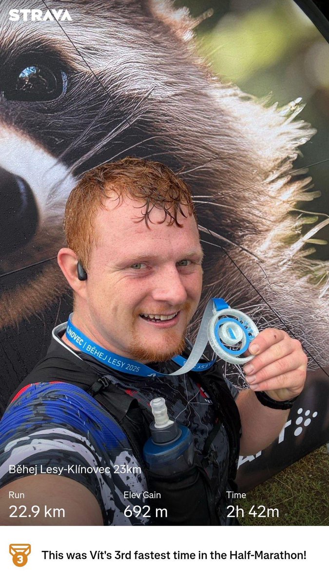 Aneb jak nejlépe trávit sobotní poledne než běhat v dešti po horách. Každopádně nejtěžší závod co jsem běžel ever.