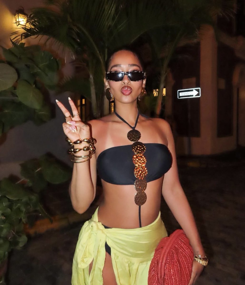 Summer just started and the girls are looking so good in Rareify02 😮‍💨😮‍💨😮‍💨