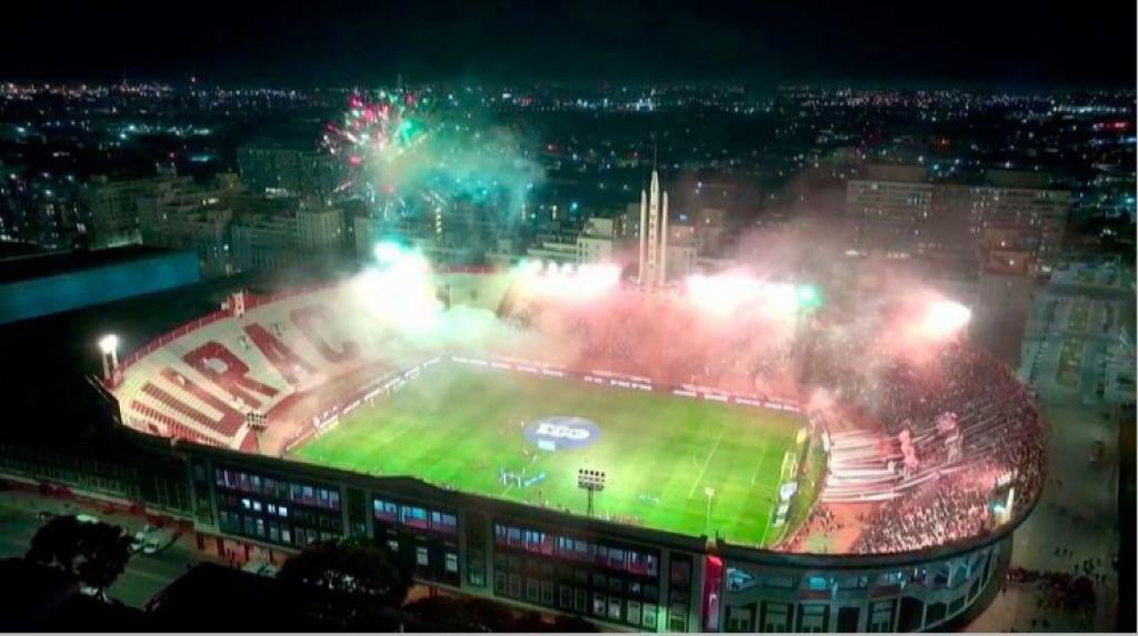El regreso más esperado es hoy … el de la gente, el del hincha, y volver a nuestra casa… la de toda la vida ❤️🎈