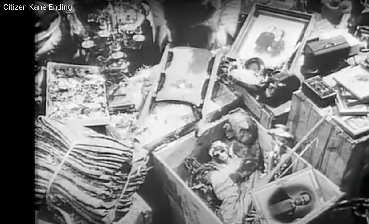 JackMaxey1's tweet image. One day, watching the workmen remove the gold leaf from the Oval Office will be like this image for me.