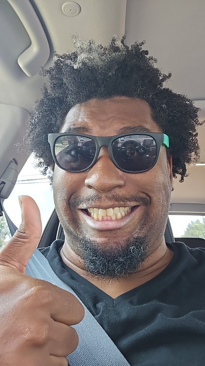 First musical theatre audition ever ✅️ sang well and was less nervous than I thought I'd be. Callbacks are tomorrow, so 🤞🏾🤞🏾