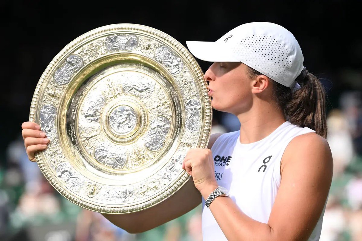 Iga Swiatek has won the women's singles Wimbledon title with an utterly dominant display over Amanda Anisimova - winning 6-0, 6-0

The win is <a href="/iga_swiatek/">Iga Świątek</a>’s fifth Grand Slam title, having previously won four French Opens and one US Open title.

#IgaSwiatek #Wimbledon #Tennis