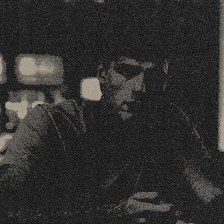 THMOSQUAD's tweet image. ᅟᅟ
ᅟ
⠀⠀𝓼𝐞͟𝐚͟𝐫͟𝐜͟𝐡͟𝐢͟𝐧͟𝐠       :   
      jeremy  gilbert.
      caçador.
      * alt  shape  sugestiva. 

      𝗗𝗠  para  interpretá-lo.         ↻ᅟᅟ 
ᅟ
ᅟ