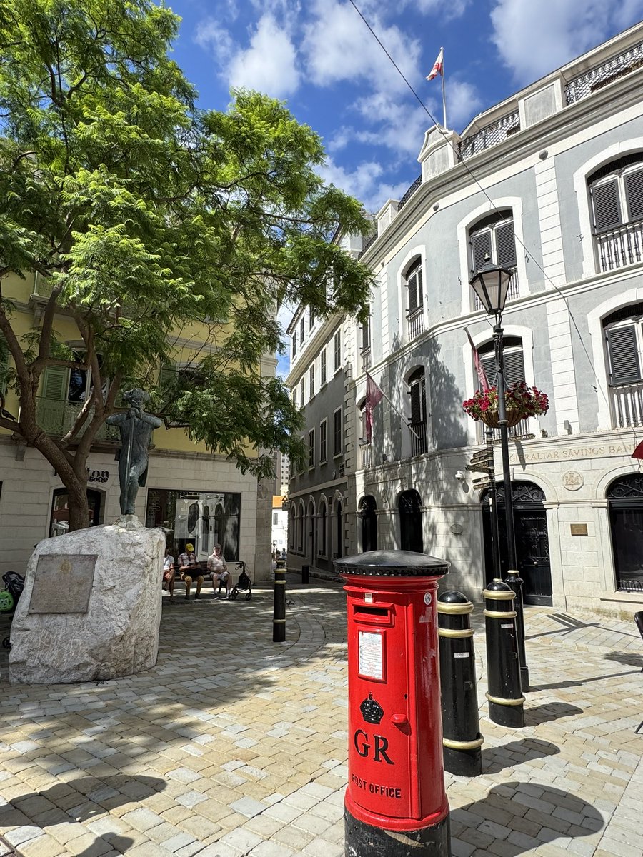 EEvasrsd22's tweet photo. GIBRALTAR, REUNIO UNIDO 🇬🇮 https://t.co/zsTEA0ycqv