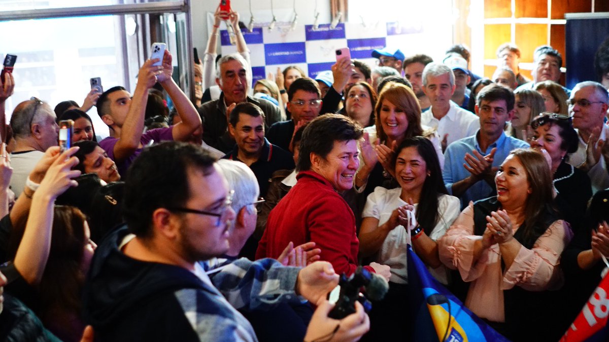 LLACorrientes's tweet image. ¡La fórmula de Milei en Corrientes!
Con el cierre de listas, La Libertad Avanza presenta a los candidatos que traerán el modelo de nación a la provincia y terminarán con el modelo feudal que hoy padecen los correntinos.
Lisandro Almirón, el Diputado Nacional por Corrientes que…