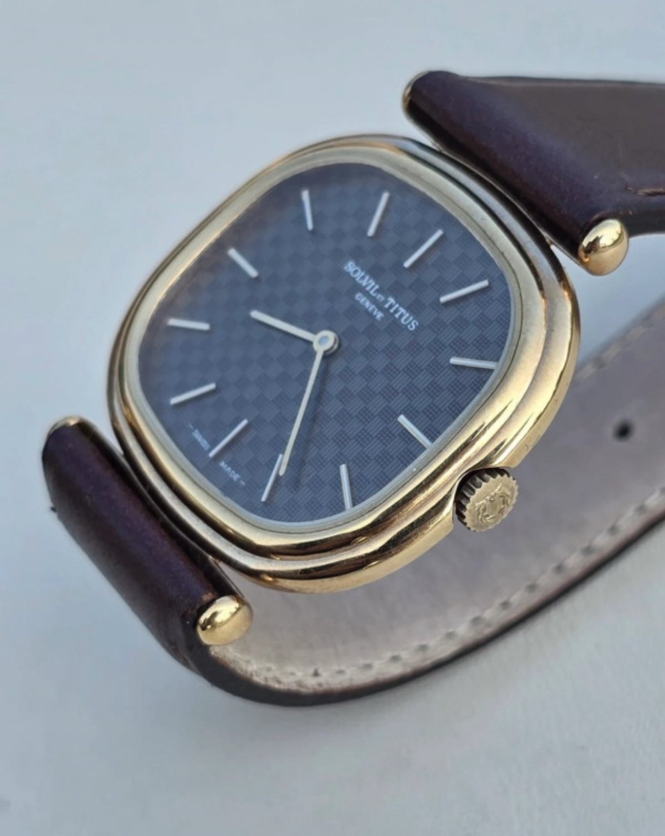 Thewatchoniste tweet media