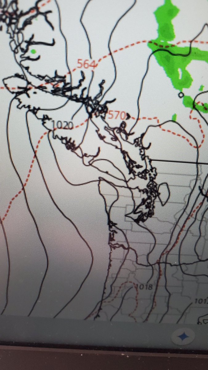 #bcstorm #bcstormwatch Strong Winds tomorrow

Cowichan Valley 80km/h
Tofino 70km/h