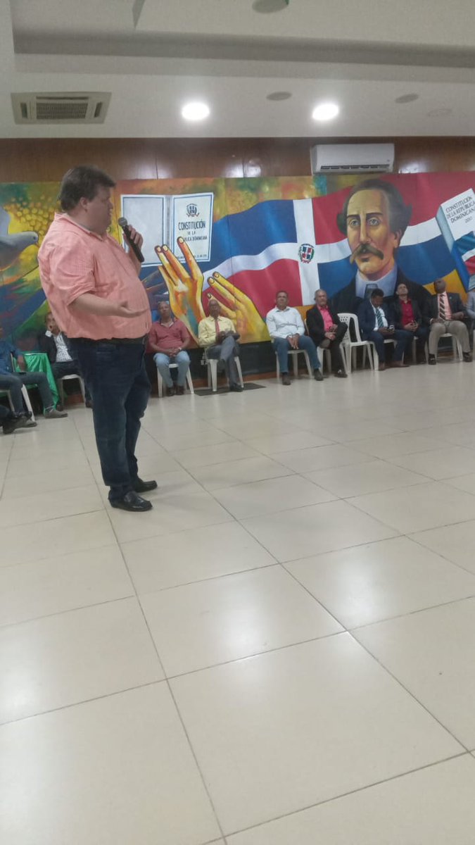 Los miembos de la Secretaría de Asuntos Jurídicos del partido <a href="/FPcomunica/">@Fuerza del Pueblo (FP)</a> que encabeza el compañero <a href="/RaulMartinezM/">Raúl Martínez</a>, comprometidos con la transparencia del #CongresoElector Manolo Tavarez Justo. <a href="/LeonelFernandez/">Leonel Fernández</a> <a href="/antonioflorian_/">Antonio Florián</a> <a href="/radhamesjimenez/">Radhames Jimenez</a>  <a href="/OmarLFernandez/">Omar Fernández</a> <a href="/RRosarioMarquez/">Roberto Rosario Márquez</a>