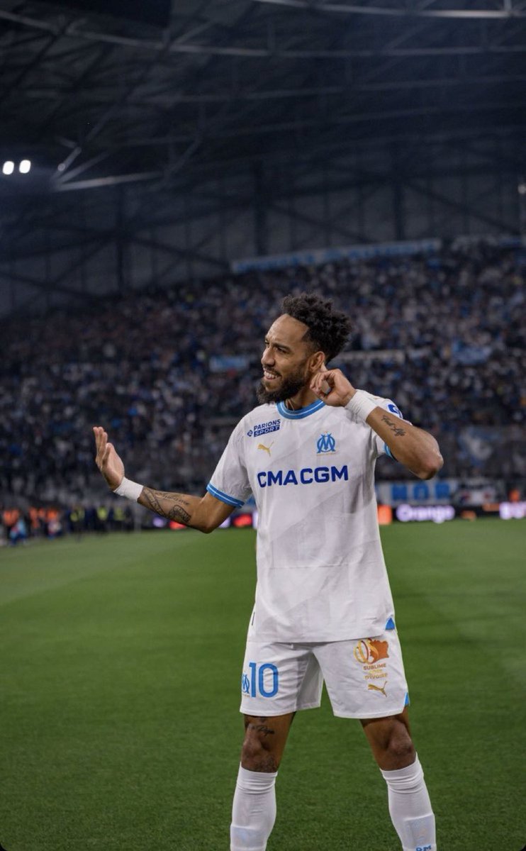 GuillaumeTarpi's tweet photo. 🔹Pierre-Emerick Aubameyang veut revenir à l’OM ! Les négociations avancent bien pour un contrat de 2 ans. (FM) #TeamOM https://t.co/feJfMfXgVI