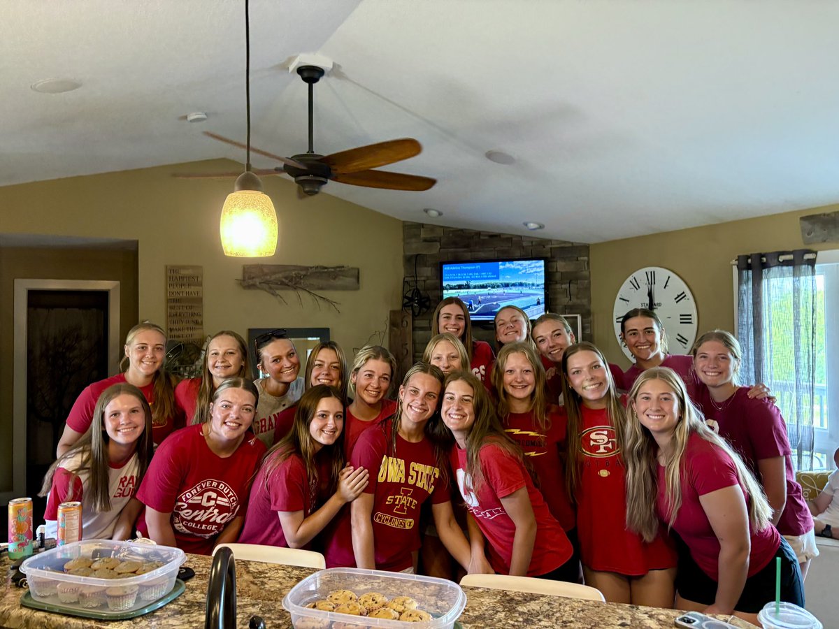 Indianola Softball tweet media