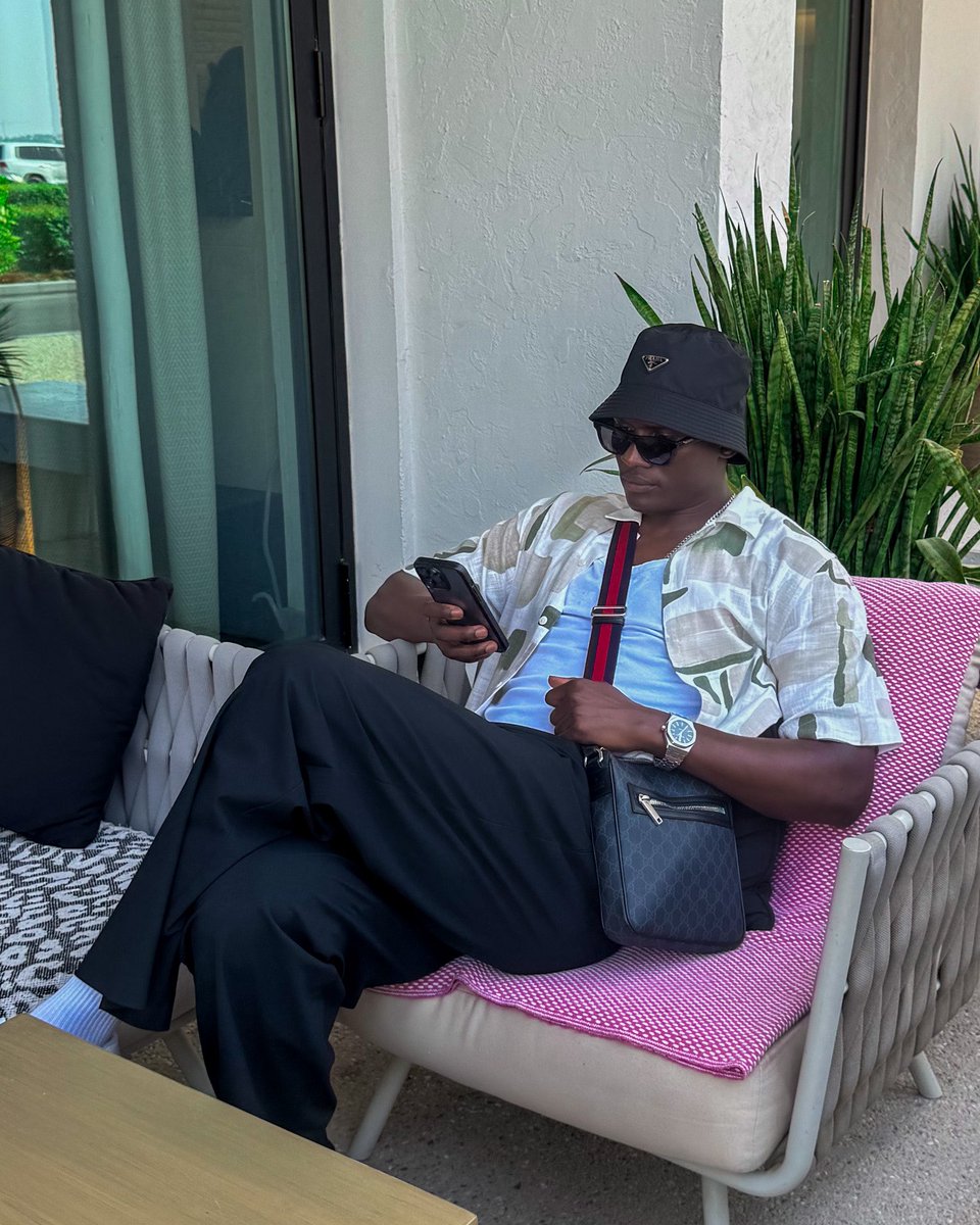 OgadaOlunga's tweet photo. Living for the sunny days 😛
#OnlyOneOgadaOlunga
#AlArabi https://t.co/pxqnqJtrCJ