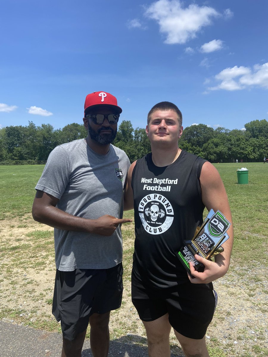 CoachKnowsBest's tweet image. Congrats to West Deptford Chain Gang on Defending the Home Turf and winning the D2 - WD Showcase Big Man Competition.

They won Team Bench Press, Obstacle Course, Tire Flip, and 1V1’s, 2nd in Tug of War!!!

Congrats Big Boys!!! 💚 

Congrats @charlesIVWD on being named MVP!!