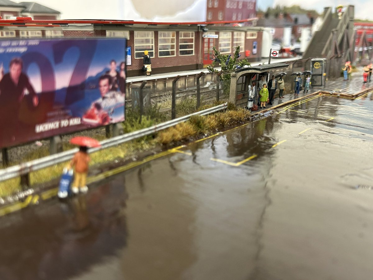 NSE_Latchmere's tweet image. Last night, it rained again. 

#TMRGUK  #NetworkSoutheast #modelrailways #modeltrains #BritishRail #Latchmere