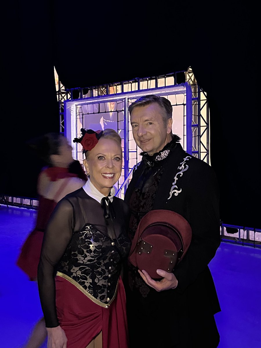 Jayne and Chris tweet media