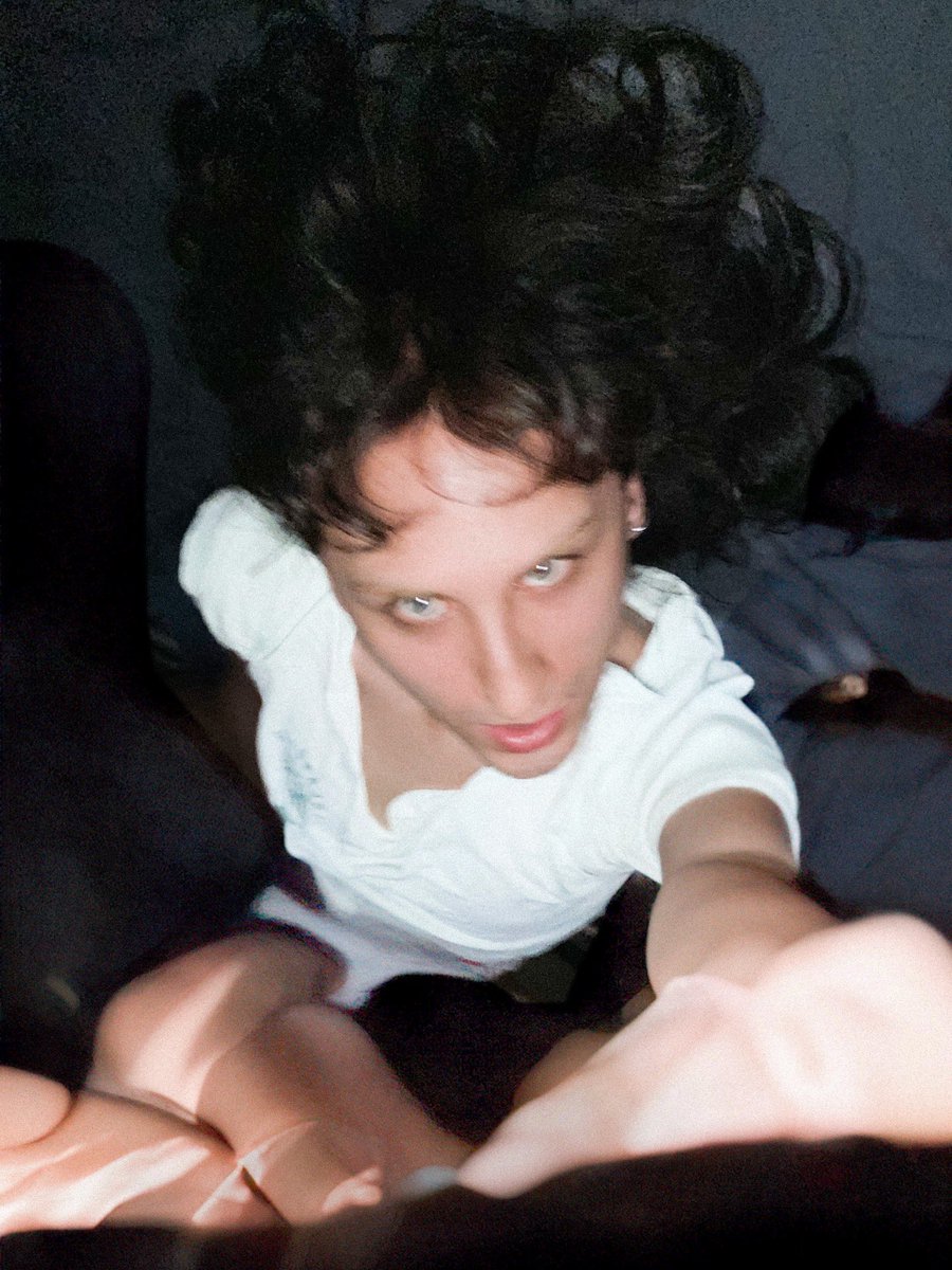 virtualdmitri's tweet image. Yes