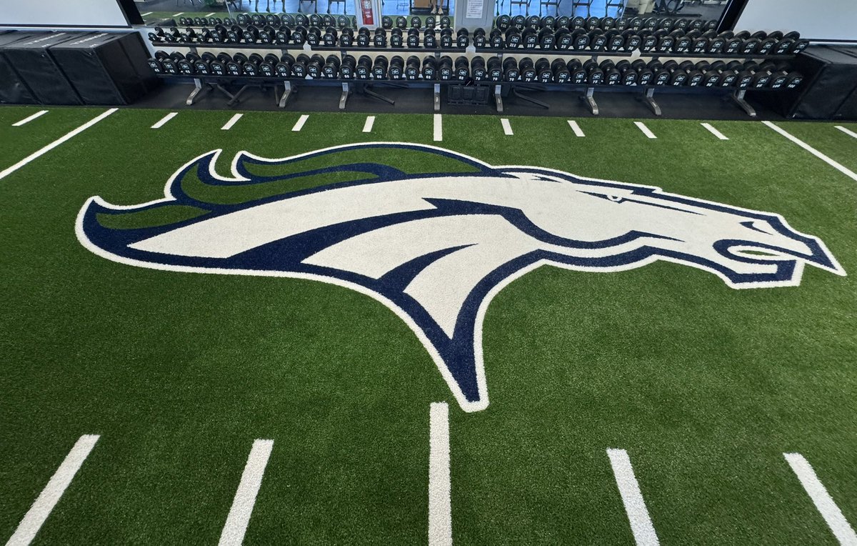 MarquetteFootbl's tweet photo. Summer Project -  ✅ https://t.co/RM24XQJWQ9