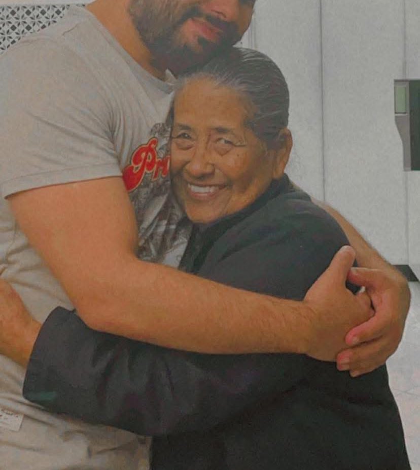 jundlost's tweet photo. *REFLEXÃO*

Durante 18 anos, minha mãe foi espetada por uma agulha enorme três vezes por semana na hemodiálise, para poder sobreviver. E, em nenhum momento da minha vida, eu a vi reclamar. ( cont) #mother #faith #fé #mae #fource #força #miracle #milagre https://t.co/Ejk50BH84Z