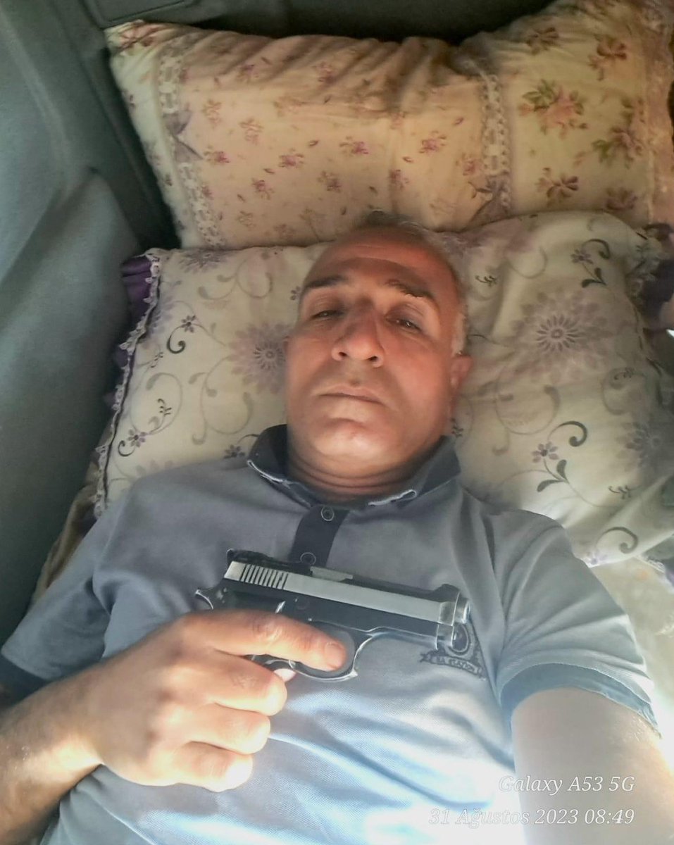 Öz kızına yıllarca istismar ve tecavüz eden Erdoğan Esmer, suçüstü yakalanmasına rağmen serbest!

 “Beni öldürün, işlem yapmayın!” demesi suçu daha da sabitliyor!

Bu nasıl bir hukuk, bu nasıl bir vicdan?
#ErdoğanEsmerTutuklansın