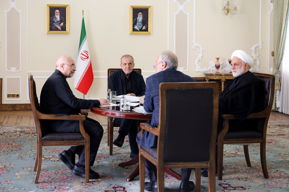 TMiddleEastern's tweet image. Today, a meeting of the heads of Iran's three branches of government was held at the presidential building.
While the previous meeting — the first after the ceasefire came into effect — took place in a protected area, this one was held under completely normal conditions.
The…