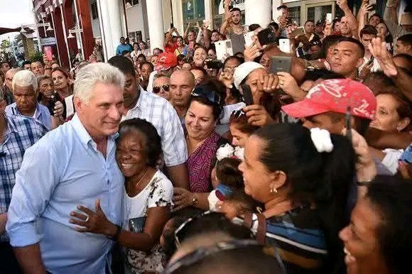 El prestigio del Presidente <a href="/DiazCanelB/">Miguel Díaz-Canel Bermúdez</a> trasciende fronteras. Es símbolo de resistencia, justicia y paz en el 🌍. A pesar de las sanciones generales o personalizadas, #CubaEstáFirme  porque la dignidad de este pueblo no se doblega.