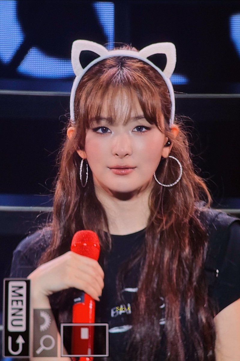 minjoohyuns's tweet photo. holy mother or god https://t.co/CEk9oVEuER