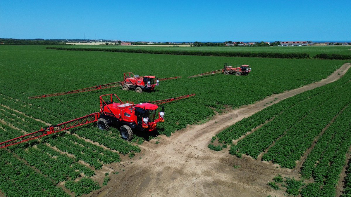Cracking weather start off on the Norfolk coast adding to the fleet..... This customer runs 2 x Horizon 5500 litre 36m sprayers and these machines are a special build for a 3-row potato system so the axles travel from 2M - 2.7M.