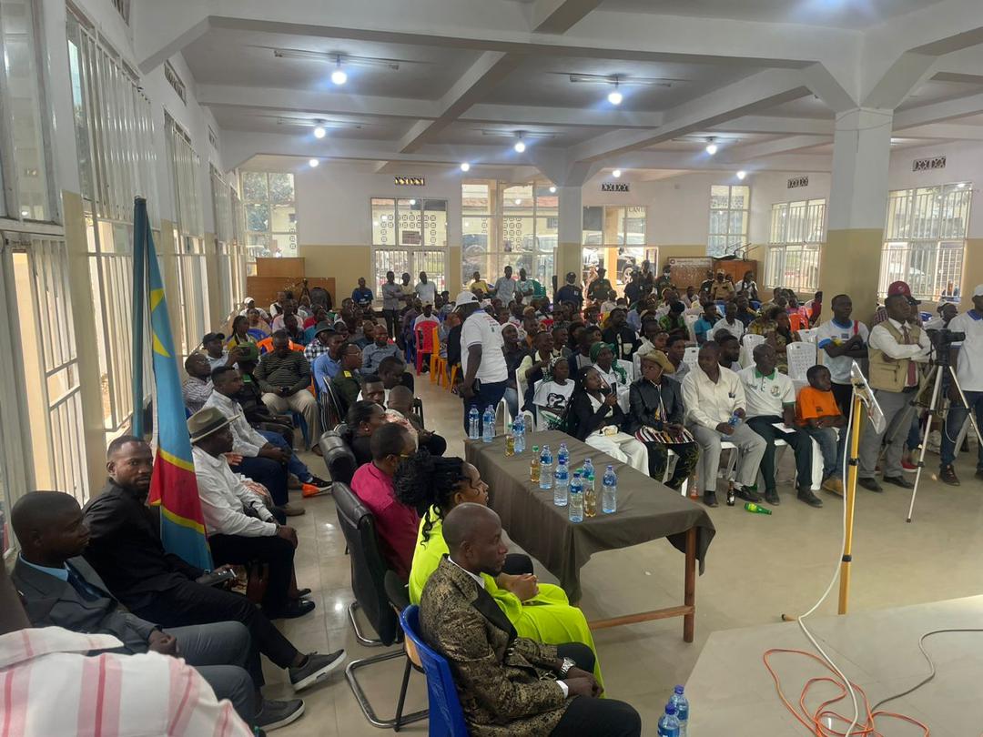 Uvira:Sous le Haut Patronage du Min’État Aimé BOJI, le CPJ lance #CONGOLAIS_TELEMA pour la paix et vivre-ensemble. Bafuliru, Babembe,Banyamulenge, Bashi Cinyabuguma,Bavira,Lega… toutes les communautés ont exprimé leur volonté d’unité 🇨🇩 à travers chants &amp; expositions culturelles