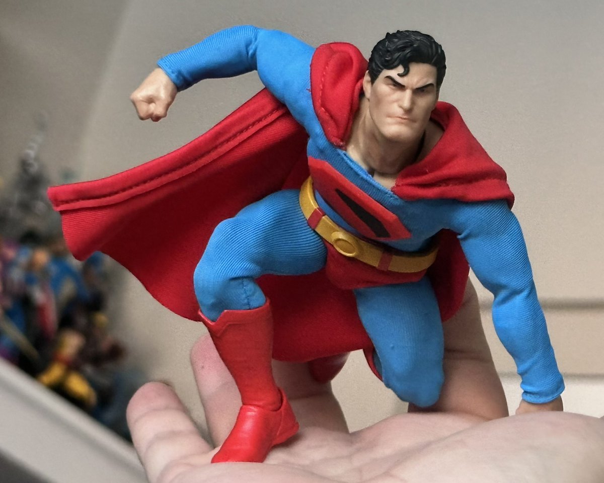 lethalcollector's tweet image. Day 7 of Posing Every #Superman Figure I Have: Mezco Superman with custom S emblems by @drone_custom_figures on IG