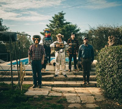 Tras aquella noche memorable en El Sol, <a href="/TangerineFlav/">Tangerine Flavour</a> voló hasta Estados Unidos para dar forma a su próximo trabajo de estudio. Difícil (que no imposible) papeleta la de superar un disco como este 'Space Cowboy' ▶️ radio-alberto.blogspot.com/2024/02/tanger… | <a href="/musichunters_es/">MusicHunters</a> <a href="/MHDiscografica/">MusicHunters Records</a>