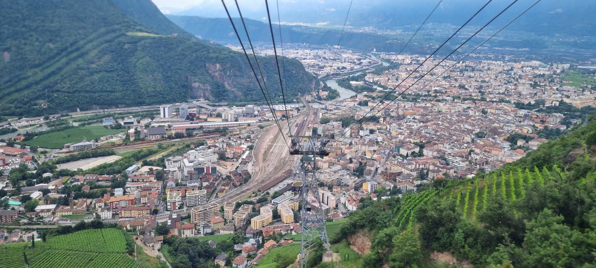 90Edwards's tweet image. Bolzano  / Bozen