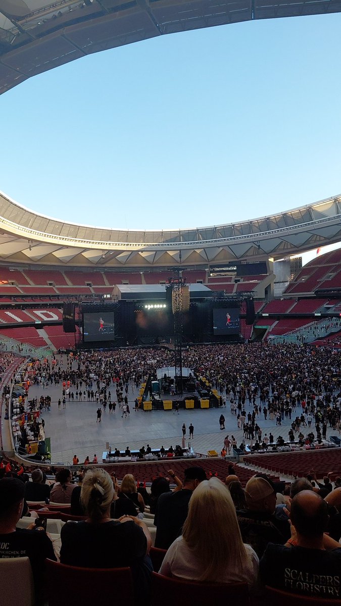 manu__martinm's tweet image. Concierto de AC/DC 🤘🤘