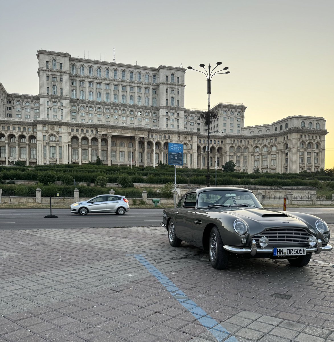 Tristan Tate tweet media