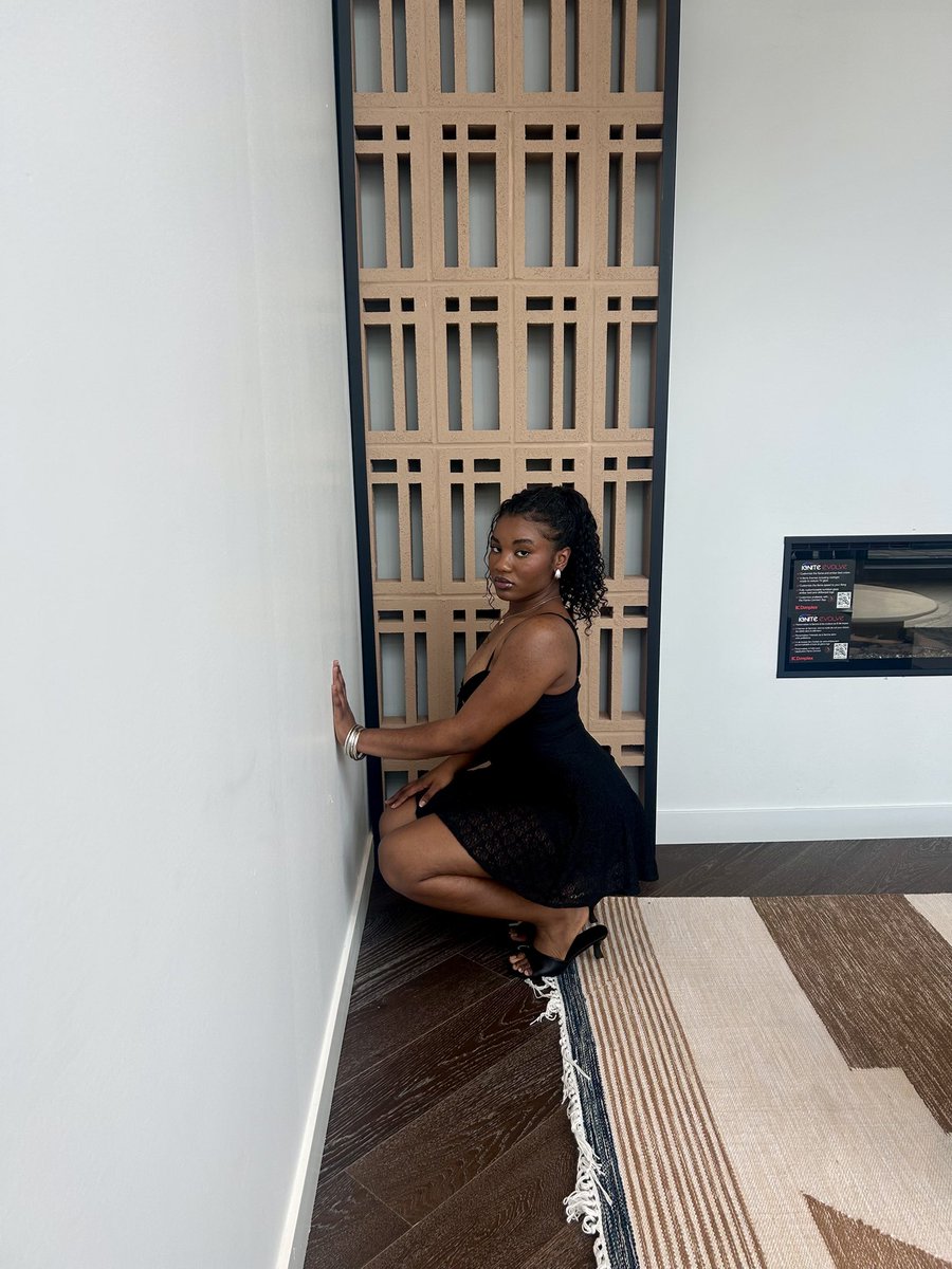 officialadwoaaa's tweet photo. 😍 #Ghanagirls https://t.co/RWyhQkZn6h