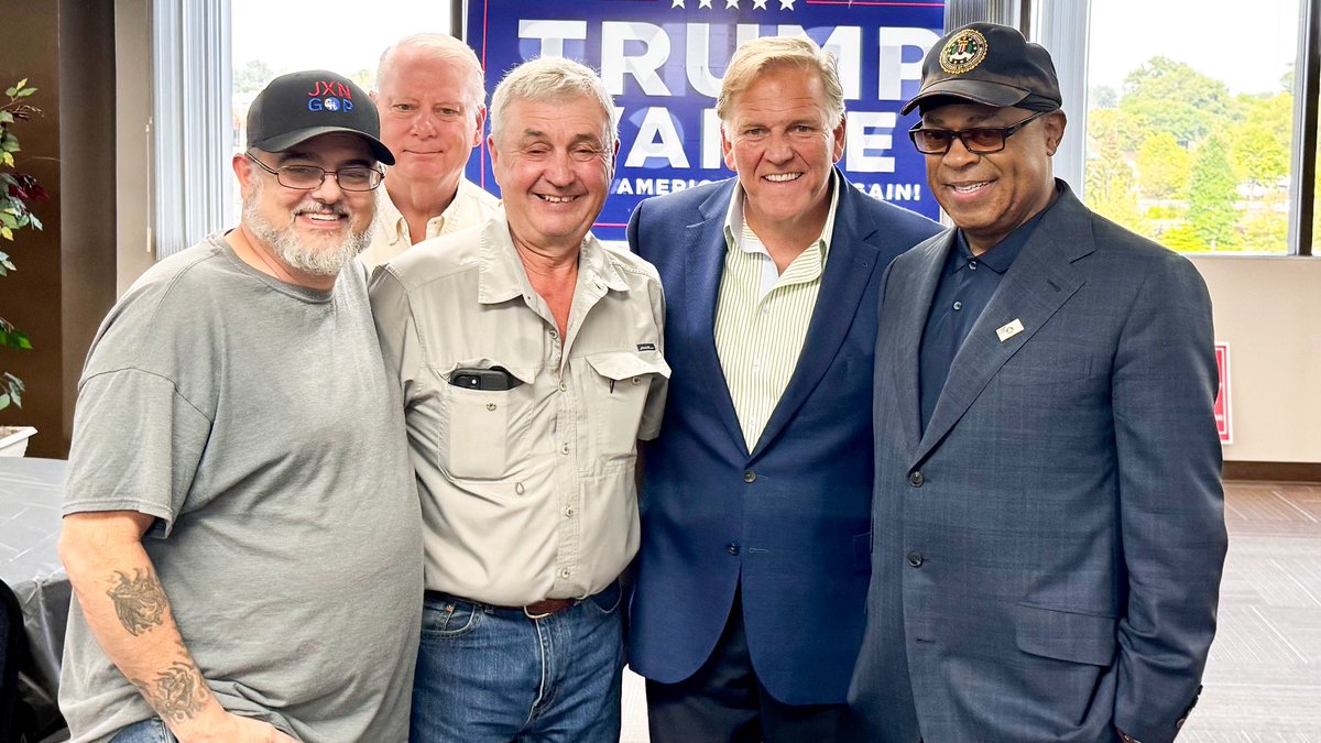 MikeRogersForMI's tweet image. Jackson County is ENERGIZED to win this seat and get Michigan back on track! Let’s get to work!