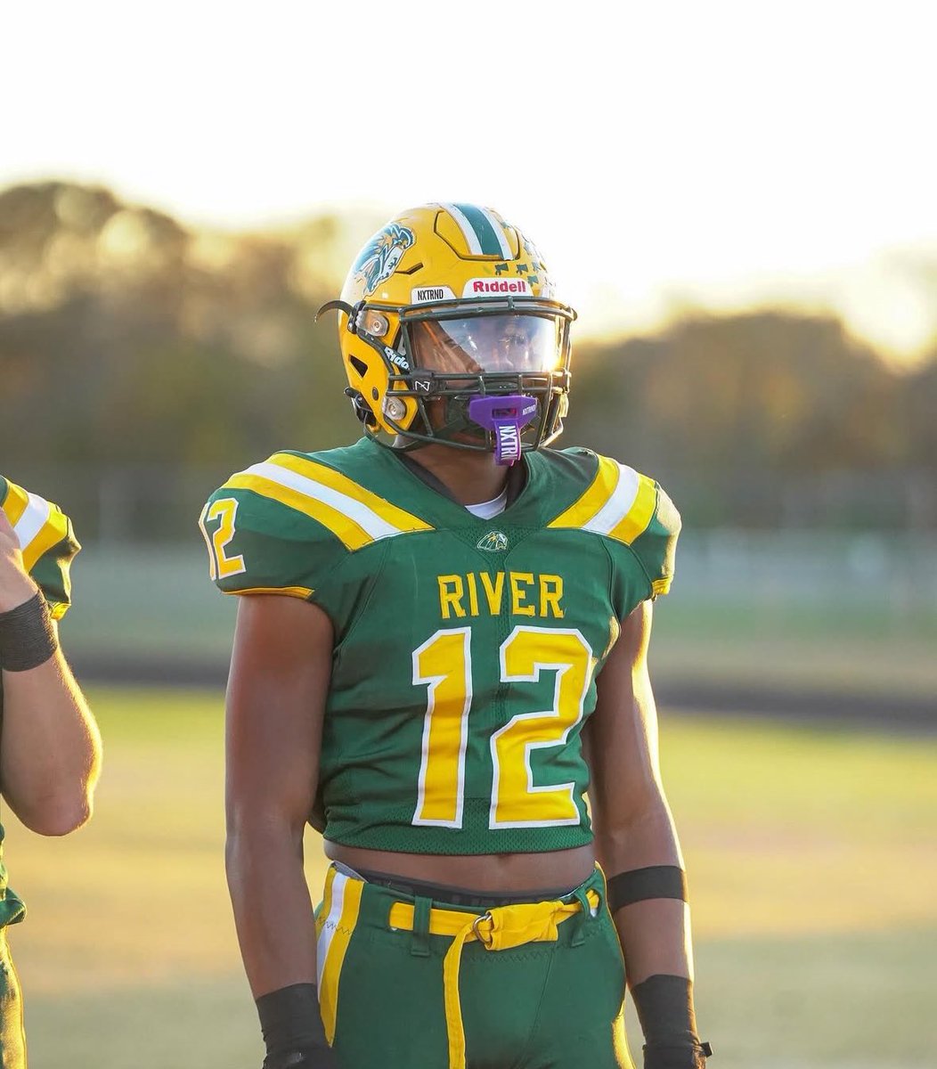 avery sempervive tweet media