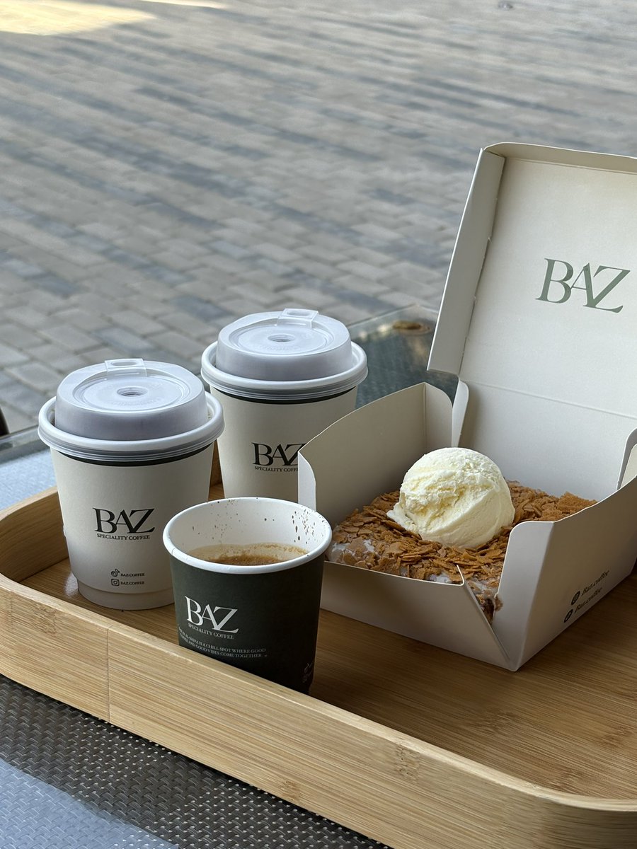 حافظ على الشّخص الذي يتطوّع ليُقدّم لك القهوة إنه يُشعرك بأهميتك بالنسبة له."☕🤎

#مساء_الخير
 #قهوتي
#تصويري #بالطائف