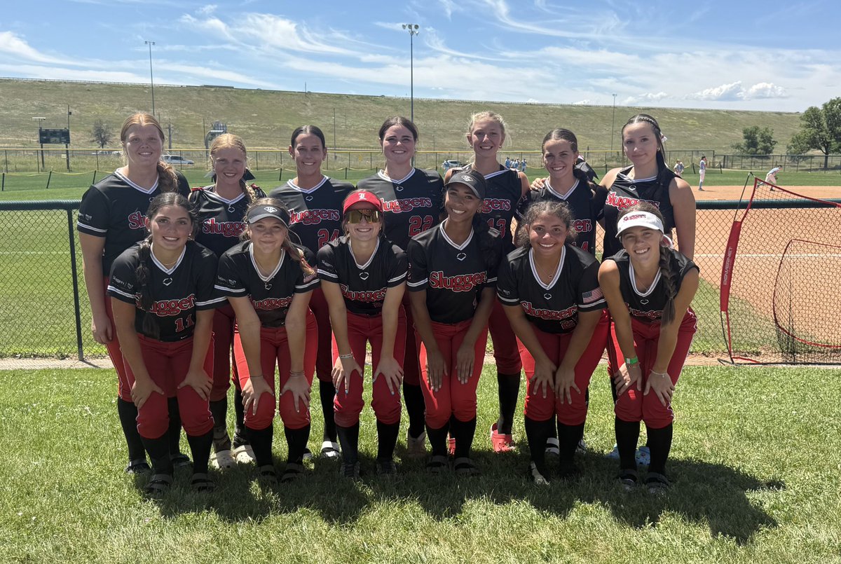 These Sluggers went 3-1 in their Stingrays Showcase pool games this week. Start out our bracket play in the Championship bracket tomorrow morning at 9:35 at Olentangy High School on the varsity field. Come out and watch this special group as they make a run for the Ship.