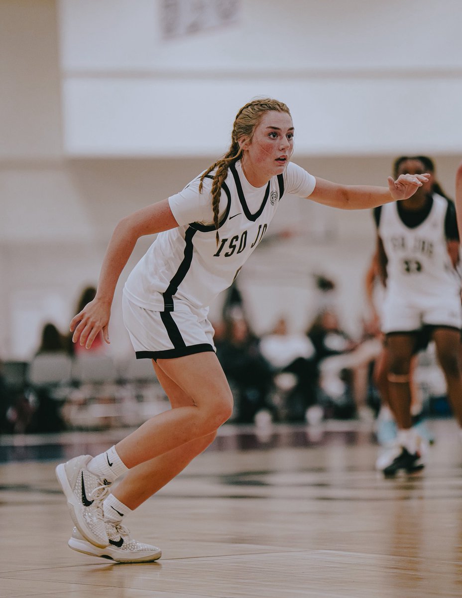 Drew Jackson 🆚 VK Basketball
Nike EYCL Champions League 🏆

7 points. 1 board. 1 steal.

Attacked early and brought pressure on both ends.

#JustUs | #DevelopmentOverEverything